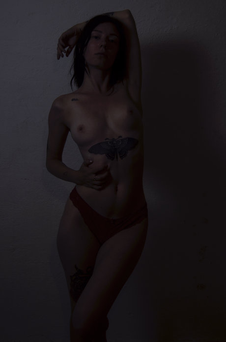 Emma Bernhoff model naked photo