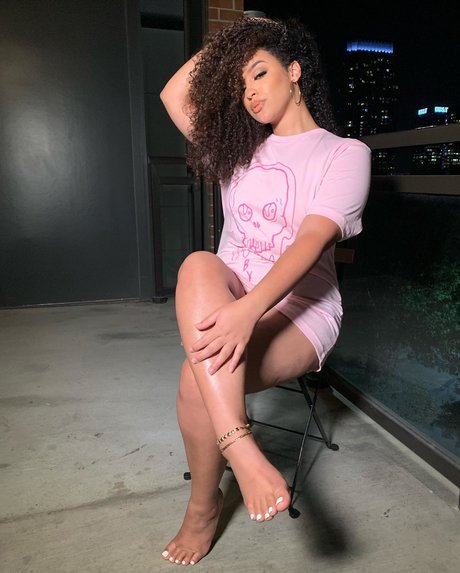 Falliie pretty star photos