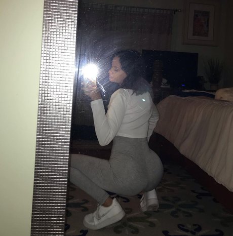 Kymber Sauerwine_ star nudes pics