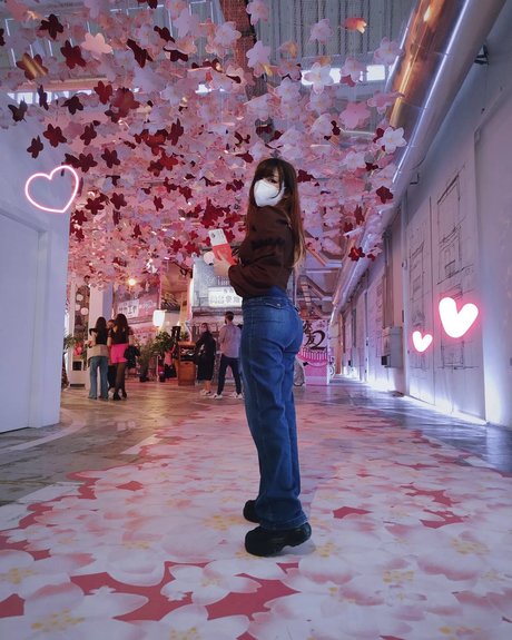 Little Giuli star erotic images