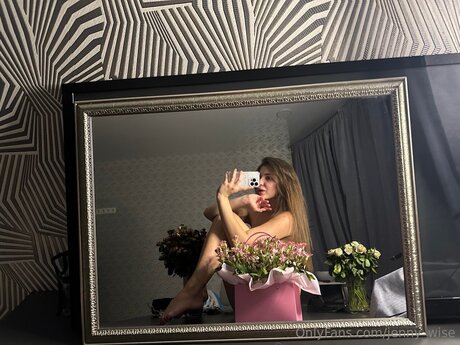 Jenny Wise sexy actress archive