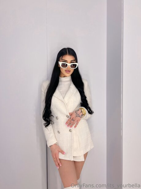 Bellasohot hot star img