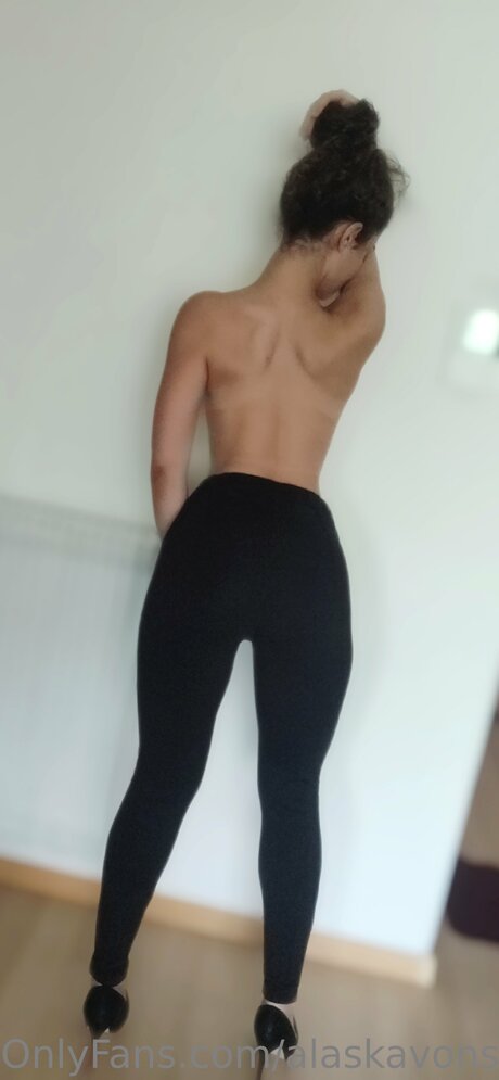 Alaskavonsteinort pretty model photos