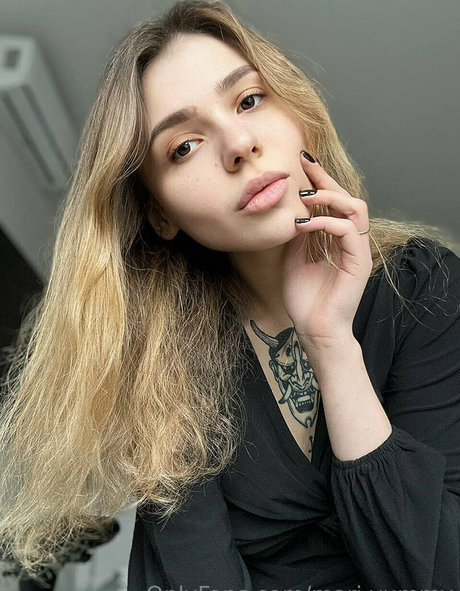 mari yummy best star pictures