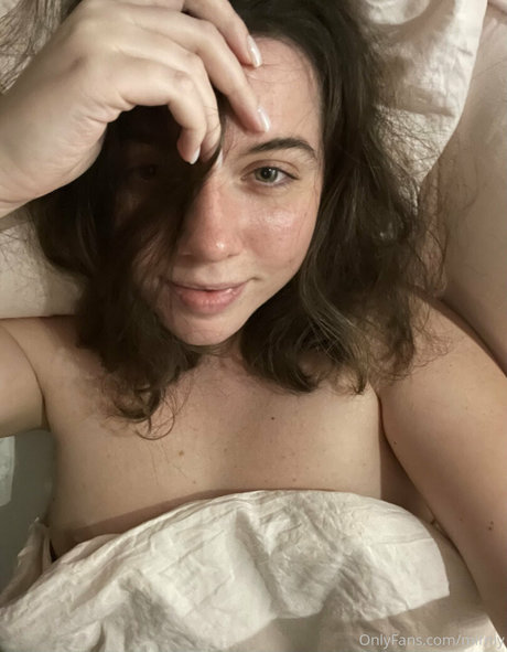 mirniy pornographic star pics