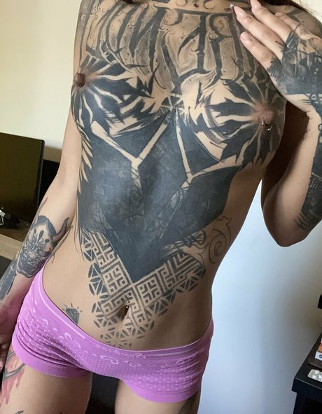 surya sparrow nice actress image