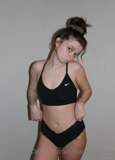 ellabelleeee star top image
