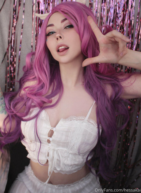 Hessakai naked star photos