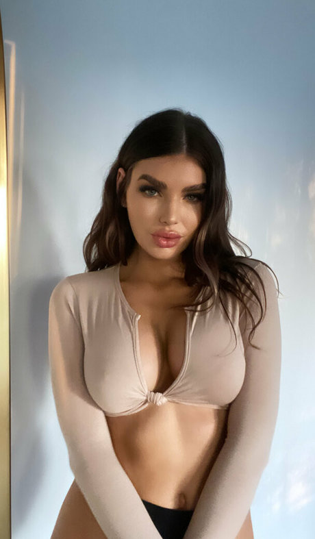 nicolethorne pornstar pretty images