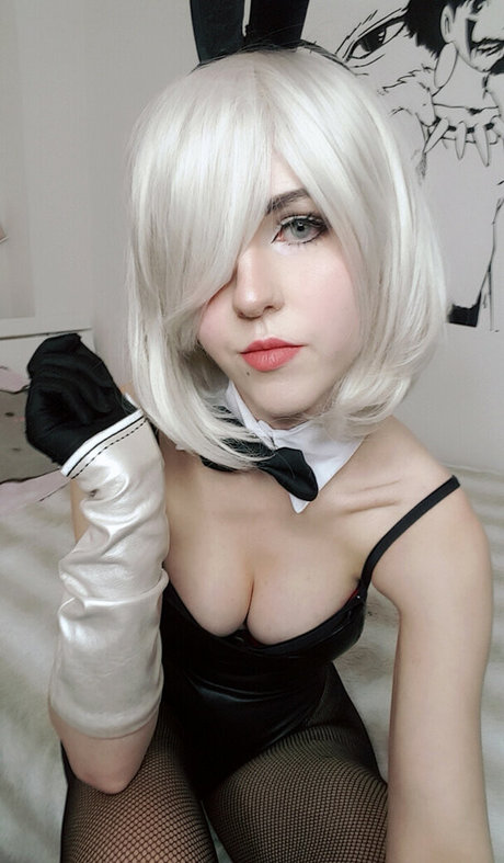 Yuneeko_ art actress pic