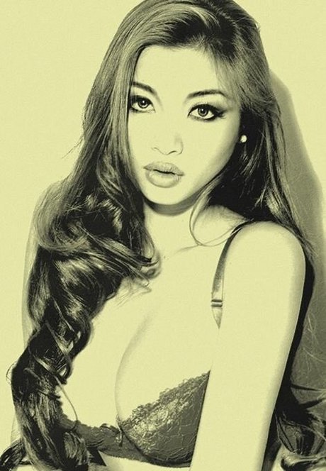 Naomi Black star hd pictures