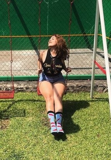 Vivi Alto pornstar nude image