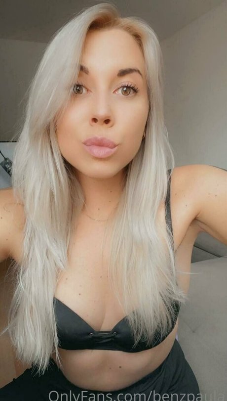 benzpaula nude actress img