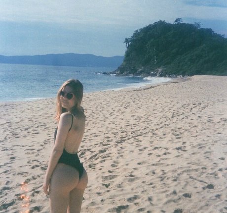 gbrllareis star adult pictures