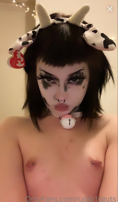 rabb1tguts art actress img