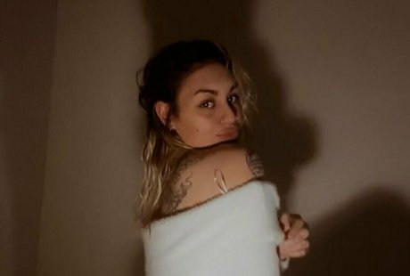 kiwigiiiirl pornstar nice img