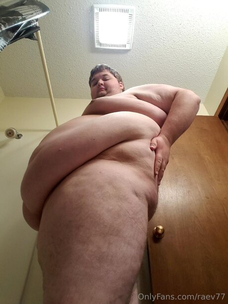 Raev77 model hd photos