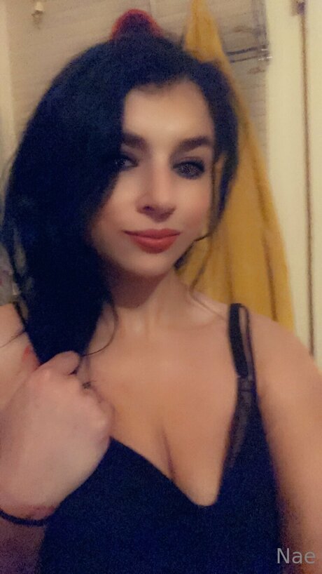 Bipoeticgirl420 pornstar erotic pictures