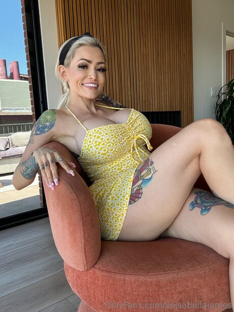 Xoisabellajames actress galleries