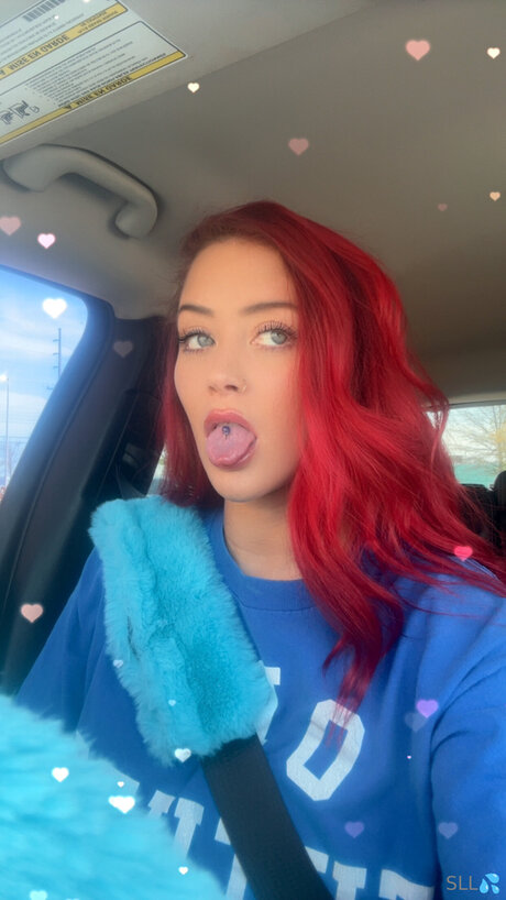 Sassylittleleo pornstar sexy photo