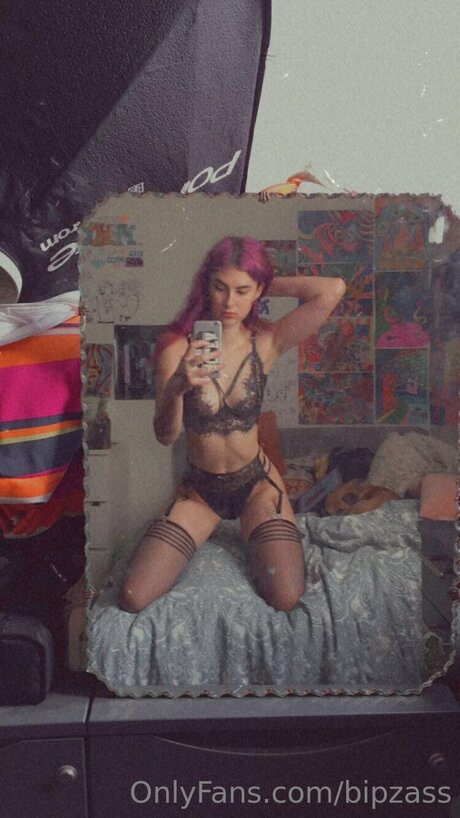 Bipzass nice actress photos