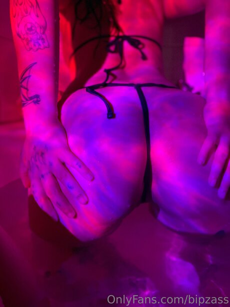 Bipzass free actress pics