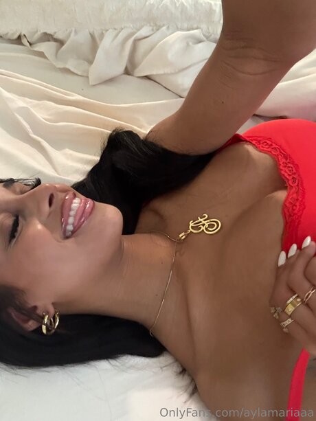 Aylamariaaa pornstar naked galleries