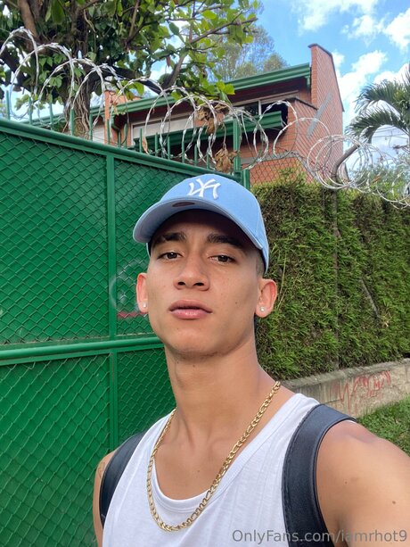 Iamrhot9 model sex pictures