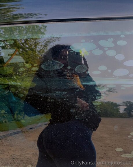 Jojoroseee star erotic images