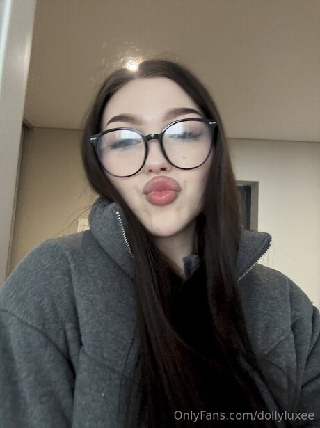 Dollyluxee exclusive model archive