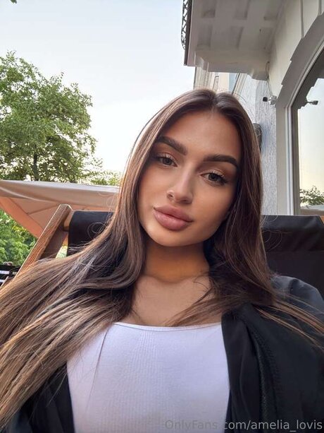 Amelia Lovis pornstar nude galleries