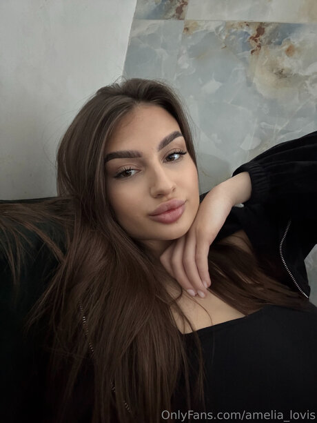 Amelia Lovis erotic star photo