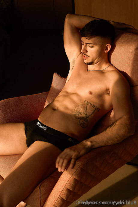 Asolano18 model porn photos