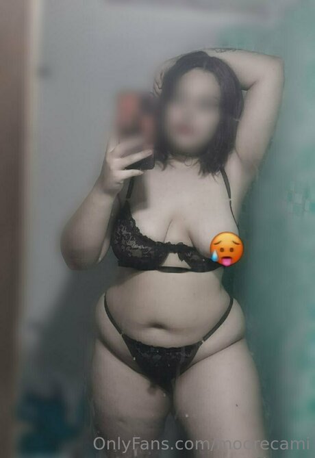 Moorecami model xxx image