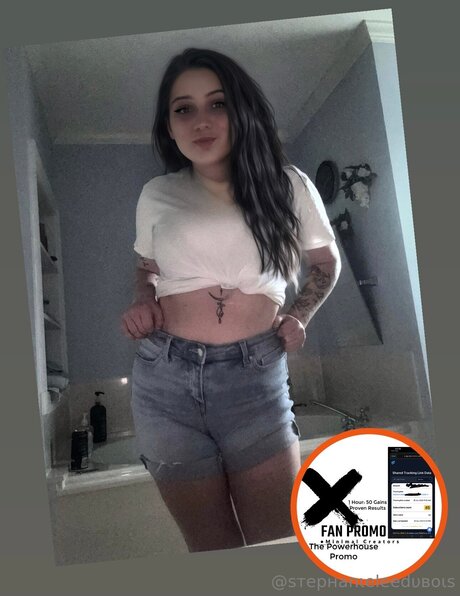 Stephanieleedubois pretty model image