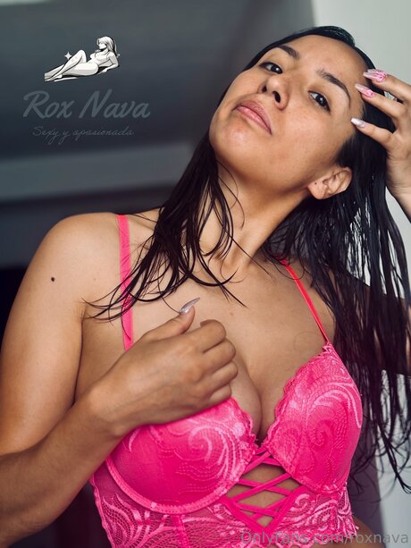 Roxnava model beautiful photos