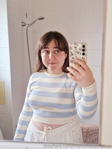 Charlottebunnybun best star pics