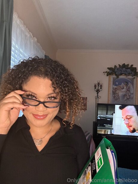 Annabellebooo nice actress pictures