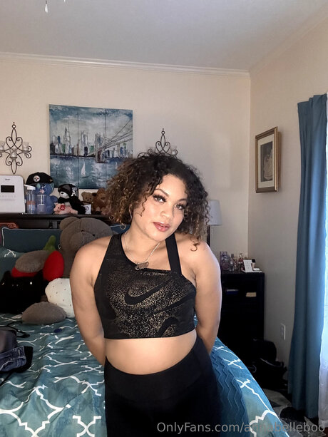 Annabellebooo model adult picture