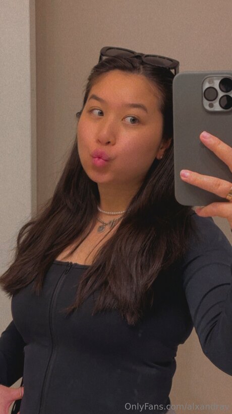 Alxandrav star nudes picture