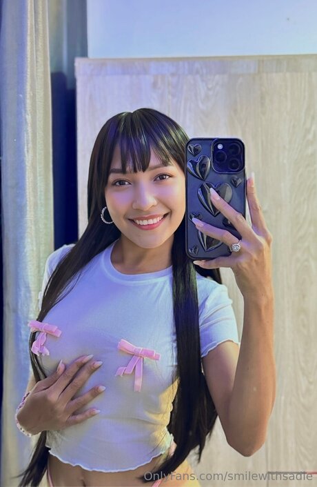 Smilewithsadie profile image