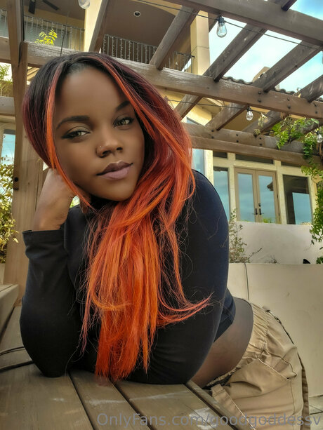 Rightwhereuwantme art star galleries