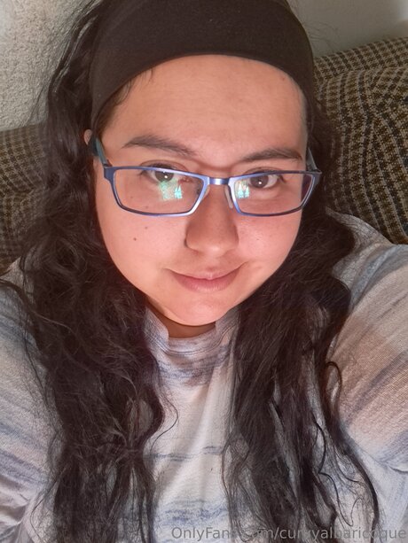 Curvyalbaricoque model pretty galleries