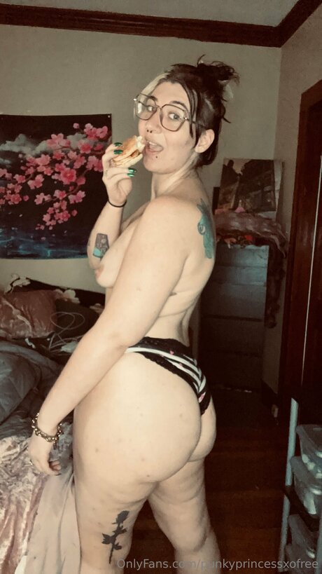 Punkyprincessxofree perfect pornstar pics