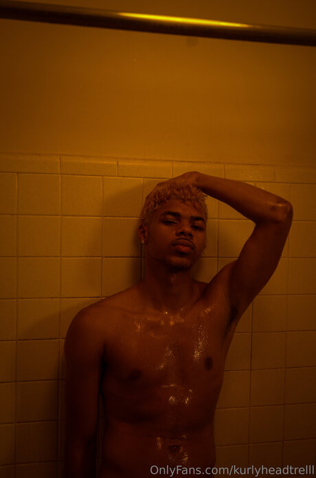 Kurlyheadtrelll model best pics