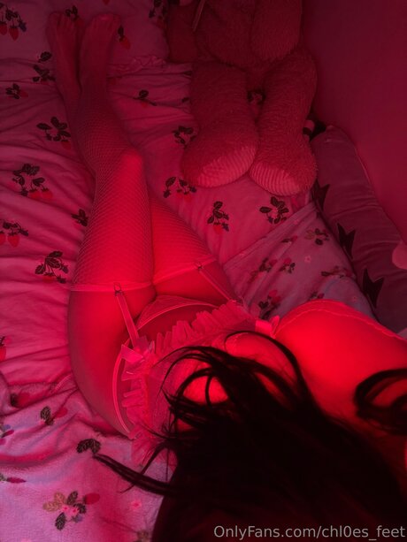 Chl0es Feet exclusive pornstar gallery