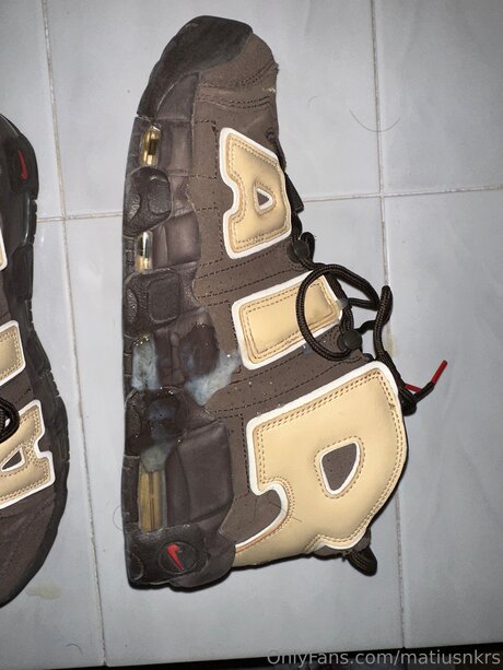 Matiusnkrs model xxx photo