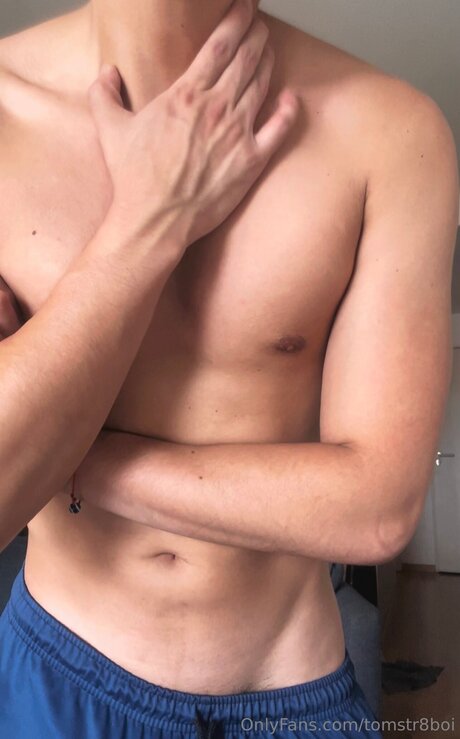 Tomstr8boi naked star archive