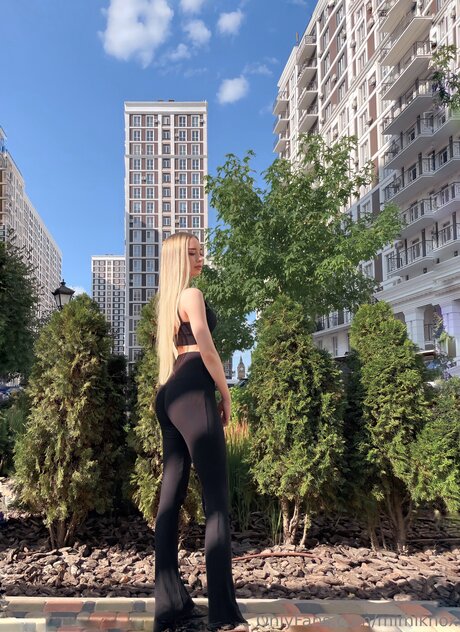 Mimiknox Official hot actress pics