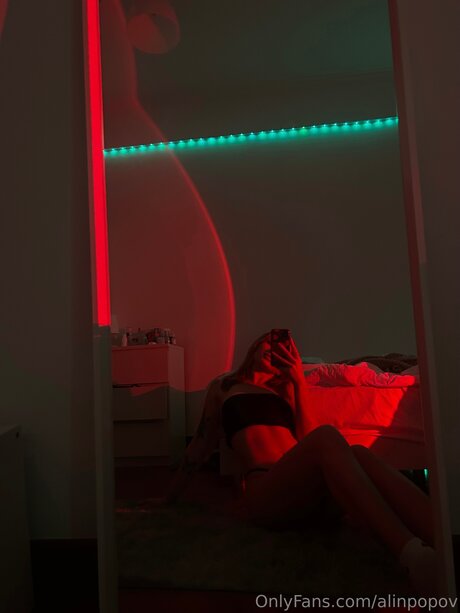 Alinpopov adult model photo